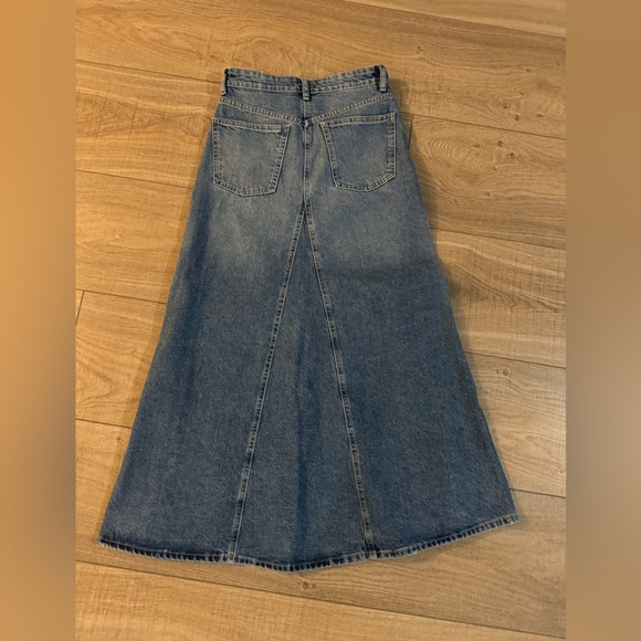 ZARA • Denim Maxi Skirt - Picture 4 of 5